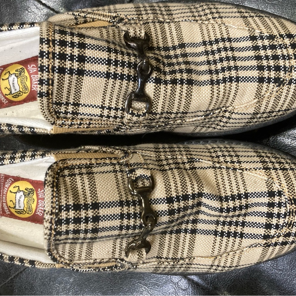 Stylish Plaid Slip-On Loafers